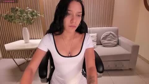 Snapshot of amalia_cruss chatting on 06.20.26 Amalia cruss online show from 06.20.26