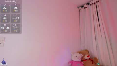 Amalia    real MIA  online show from 02.03.25