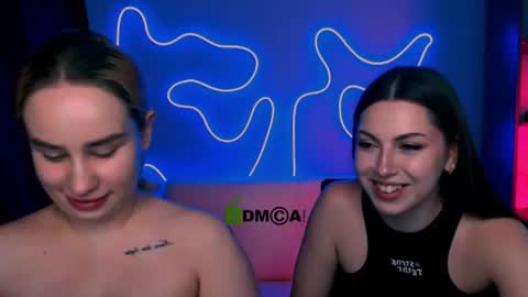 Snapshot of amalialowell chatting on 06.15.26 Amalia online show from 06.15.26