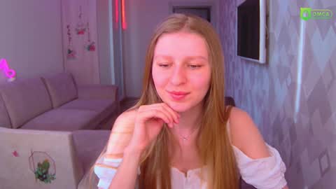 Snapshot of amaliaqueen999 chatting on 03.09.25 Amalia online show from 03.09.25