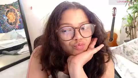 Snapshot of amand1_sweet chatting on 08.04.26 online show from 08.04.26