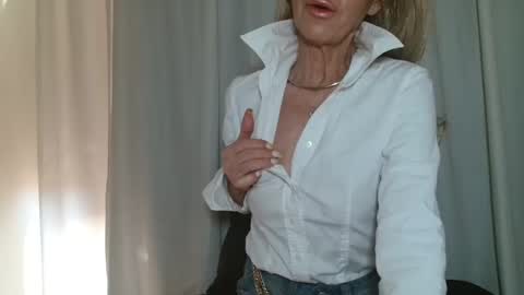 Snapshot of amanda0803 chatting on 02.21.25 Angel or Demon online show from 02.21.25