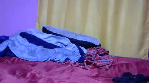 amanda_01_ online show from 12.29.24