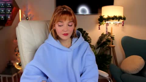 Snapshot of amanda__fox chatting on 12.15.24 Amanda fox online show from 12.15.24