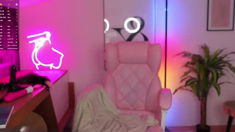 Snapshot of amanda__fox chatting on 02.07.25 Amanda fox online show from 02.07.25