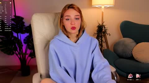 Snapshot of amanda__fox chatting on 02.10.25 Amanda fox online show from 02.10.25