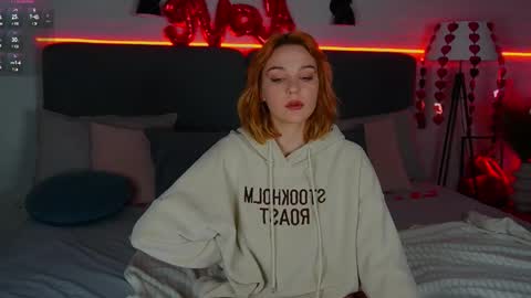 Snapshot of amanda__fox chatting on 02.23.25 Amanda fox online show from 02.23.25