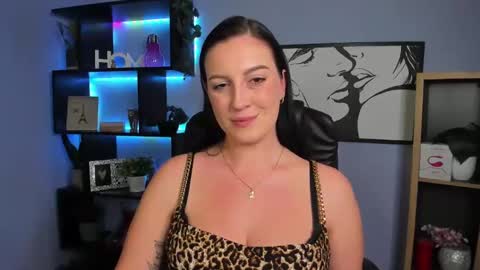 Snapshot of amanda_burn chatting on 02.06.25 Amanda online show from 02.06.25