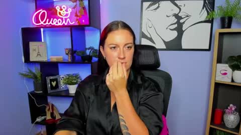 Snapshot of amanda_burn chatting on 06.10.26 Amanda online show from 06.10.26