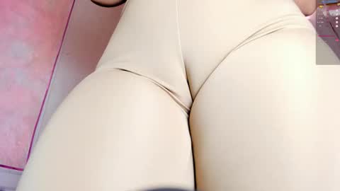 Amanda Marcuzzi  online show from 10.06.25