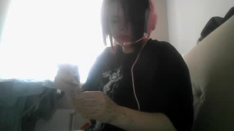 Snapshot of amanda_mia chatting on 04.16.26 amanda_mia online show from 04.16.26