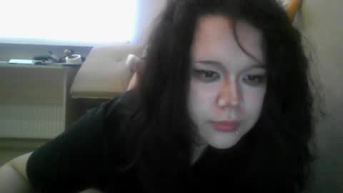 Snapshot of amanda_mia chatting on 04.27.26 amanda_mia online show from 04.27.26