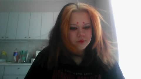 Snapshot of amanda_mia chatting on 05.19.26 amanda_mia online show from 05.19.26