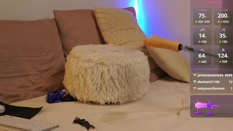 Snapshot of amanda_millf chatting on 12.01.24 Amanda I belong to Master James online show from 12.01.24