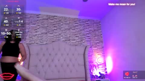 Amanda Moore online show from 04.01.26