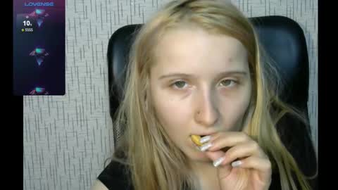 Snapshot of amanda_sherr chatting on 02.09.25 Amanda online show from 02.09.25
