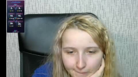 Snapshot of amanda_sherr chatting on 03.04.25 Amanda online show from 03.04.25