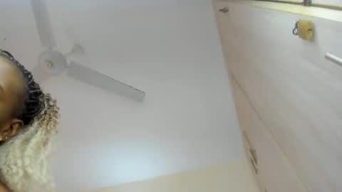 Amanda tint online show from 10.22.25