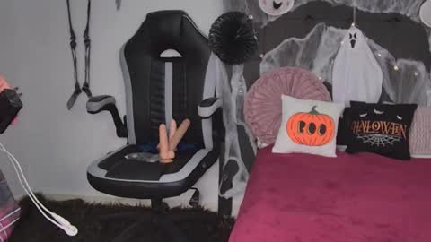 Amanda online show from 10.17.25