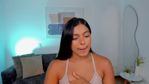 Snapshot of amandaconnerx chatting on 10.12.25 Amanda online show from 10.12.25