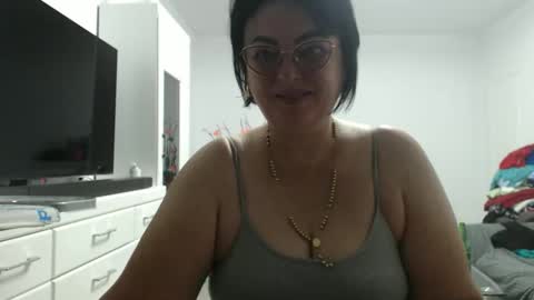 Snapshot of amandamuller1982 chatting on 09.11.25 Anda online show from 09.11.25