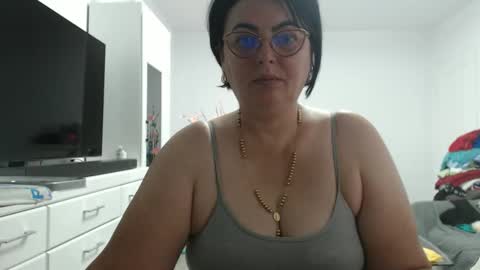 Snapshot of amandamuller1982 chatting on 09.12.25 Anda online show from 09.12.25