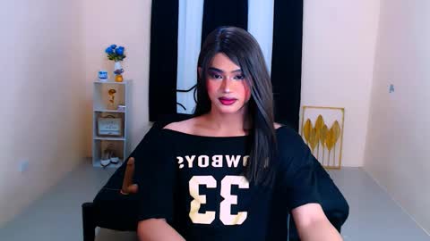 Cassandra online show from 10.25.25