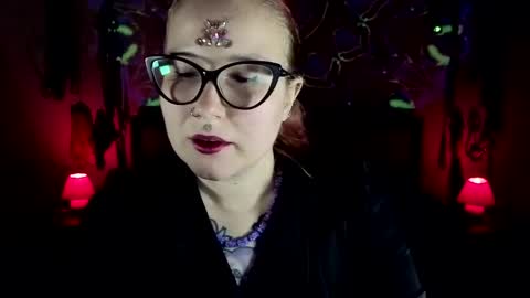 Snapshot of amanita__pantherina chatting on 05.14.26 Goddess Amanita online show from 05.14.26