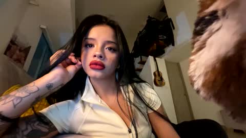 Snapshot of amapola_666 chatting on 05.23.26 Ama online show from 05.23.26