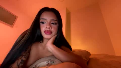 Snapshot of amapola_666 chatting on 06.07.26 Ama online show from 06.07.26