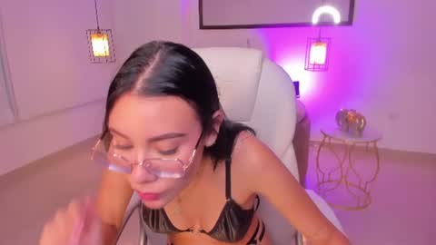 Snapshot of amara_foxx chatting on 07.01.26 amara foxx online show from 07.01.26