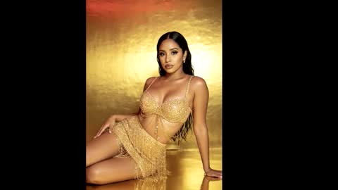 Amara Lux online show from 11.19.25