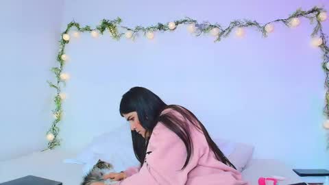 Snapshot of amara_vega chatting on 04.19.26 Amara Vega online show from 04.19.26