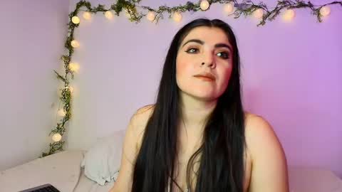 Snapshot of amara_vega chatting on 04.24.26 Amara Vega online show from 04.24.26