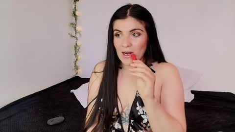 Snapshot of amara_vega chatting on 05.24.26 Amara Vega online show from 05.24.26