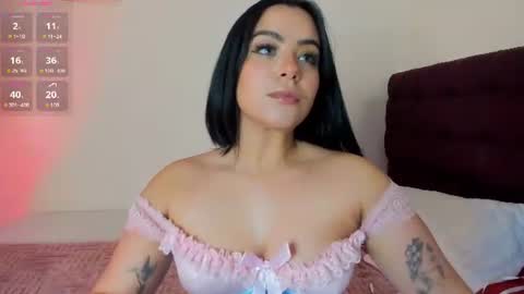 Snapshot of amaraa_01 chatting on 06.19.26 Amaraa 01 online show from 06.19.26
