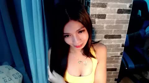 BELLA online show from 11.22.25