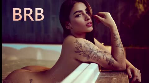 Snapshot of amaralane_ chatting on 09.21.25 Amara Lane online show from 09.21.25