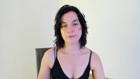 Snapshot of amaranthaajames chatting on 07.12.26 Amarantha online show from 07.12.26