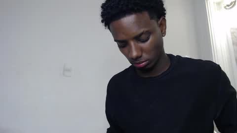 Snapshot of amare_25 chatting on 10.22.25 Amare online show from 10.22.25