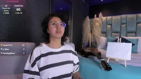 Emily online show from 03.10.25