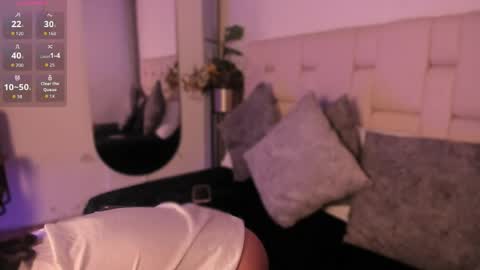 Snapshot of amatiista_12 chatting on 04.30.26 A M A T I S T A online show from 04.30.26