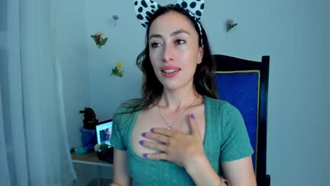 Snapshot of amatista_4 chatting on 02.19.25 Amatista online show from 02.19.25