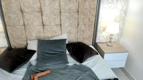 AMATISTA online show from 01.01.25