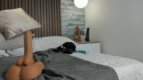 AMATISTA online show from 01.15.25