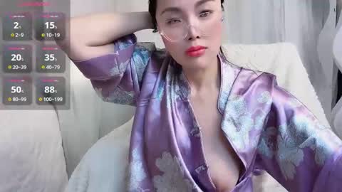 yooo online show from 11.04.25