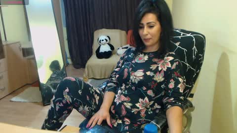 Snapshot of amazinerika chatting on 12.10.24 Amazinerika online show from 12.10.24