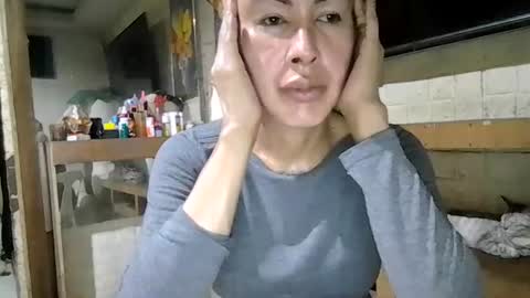 Snapshot of amazingbombshellx chatting on 07.05.26 kendra online show from 07.05.26