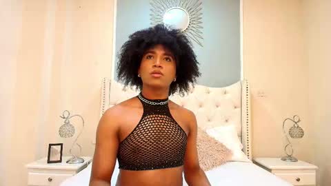 Ambar Colling online show from 03.06.25