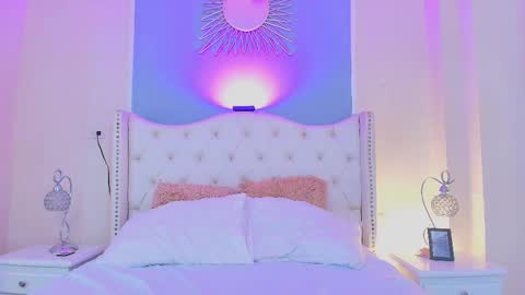 Ambar Colling online show from 10.21.25